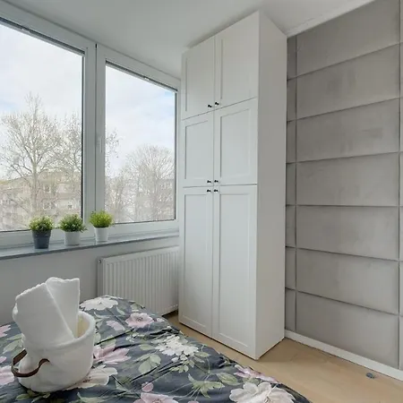 Apartment Luxurious 3br Center Warsaw