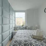 Luxurious 3br Center Warszawa